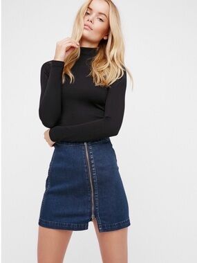 Free People This Way Or That Mini Jean Zip Denim Skirt 4